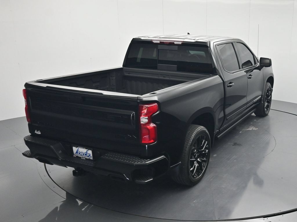 Used 2026 Chevrolet Silverado 1500 High Country w/ Midnight Edition AWD/4WD image 35