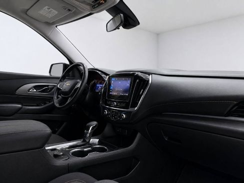 Used 2021 Chevrolet Traverse LT AWD/4WD image 40