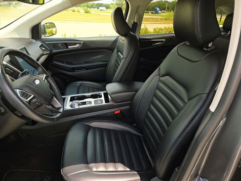 Used 2024 Ford Edge SEL AWD/4WD image 25