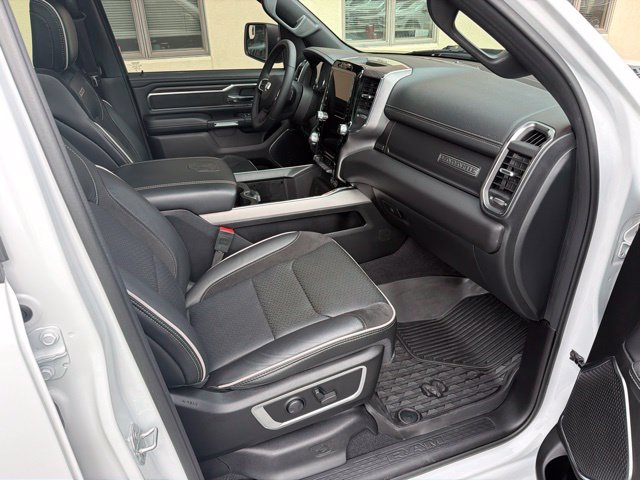 Used 2025 RAM 1500 Laramie w/ Sport Appearance Package AWD/4WD image 23