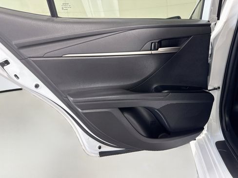 Used 2025 Toyota Camry SE w/ Convenience Package FWD image 26