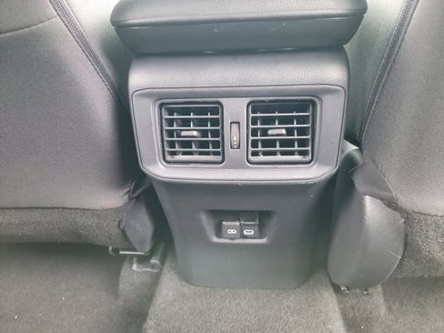 Used 2024 Toyota RAV4 XLE image 17