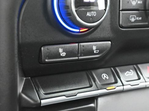 Used 2021 Chevrolet Silverado 1500 RST w/ All Star Edition Plus image 26