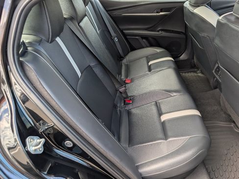 Used 2025 Toyota Camry SE FWD image 5