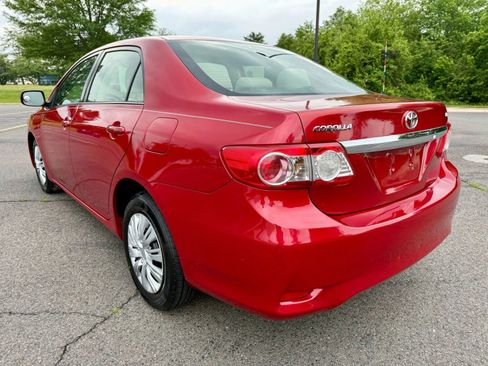 Used 2011 Toyota Corolla S image 6