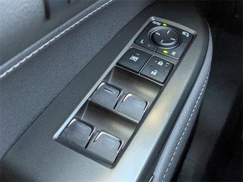 Certified 2025 Lexus NX 250 FWD w/ Accessory Package (Z1) image 23