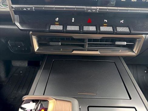 New 2025 GMC Hummer EV 3X w/ LPO, Illumination Package image 24
