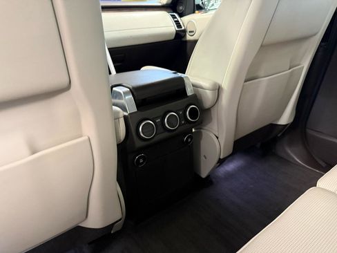 Used 2020 Land Rover Discovery HSE Luxury AWD/4WD image 38