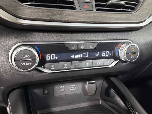 Used 2023 Nissan Altima 2.5 SL image 29