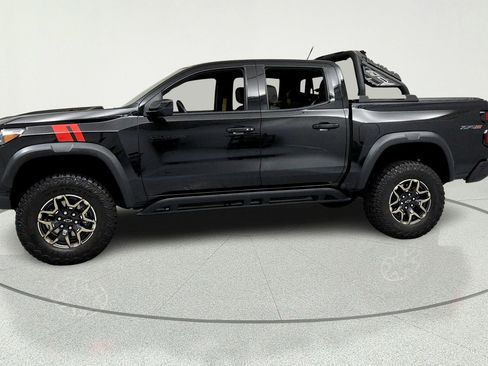 Certified 2024 Chevrolet Colorado ZR2 w/ ZR2 Convenience Package III AWD/4WD image 2
