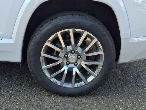 New 2026 GMC Terrain Denali AWD/4WD image 5