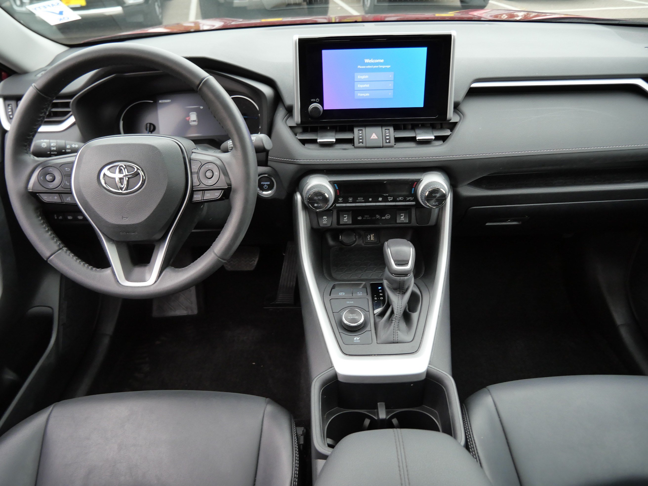 Certified 2023 Toyota RAV4 XLE Premium AWD/4WD image 11