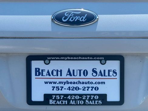 Used 2005 Ford Five Hundred SEL FWD image 37