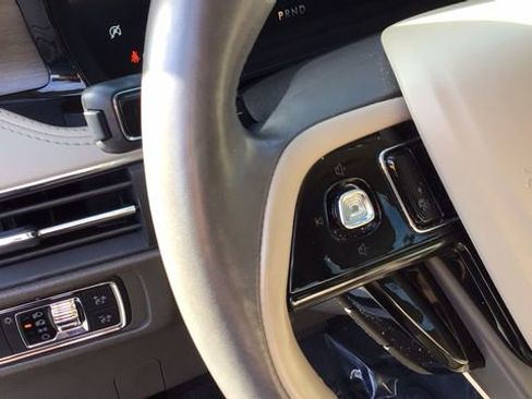 Used 2021 Lincoln Corsair Reserve w/ Equipment Group 201A image 19