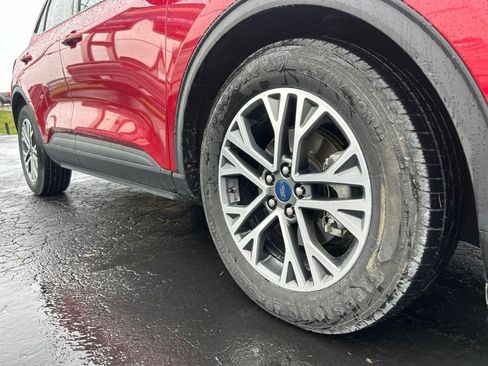 Used 2020 Ford Escape SEL FWD image 10