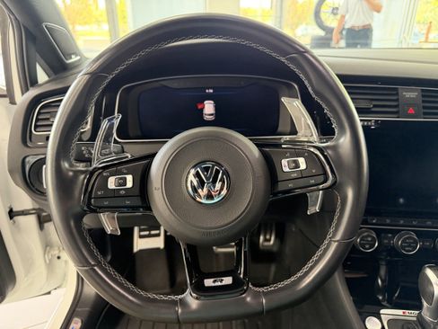Used 2019 Volkswagen Golf R 4-Door AWD/4WD image 14