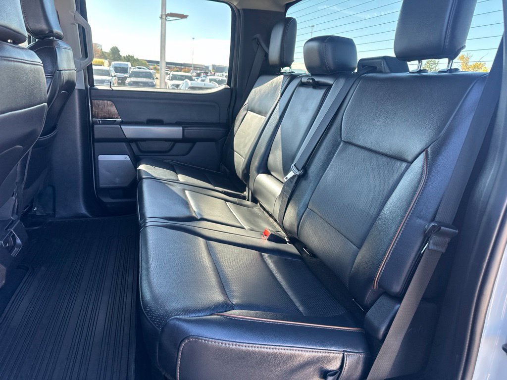 Used 2025 Ford F350 Lariat AWD/4WD image 7