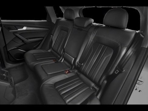 Used 2022 Audi Q5 2.0T Premium image 10