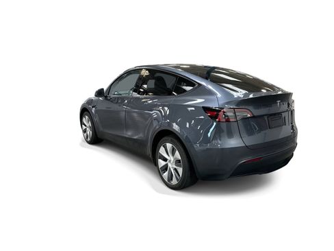 Certified 2023 Tesla Model Y Long Range AWD/4WD image 4