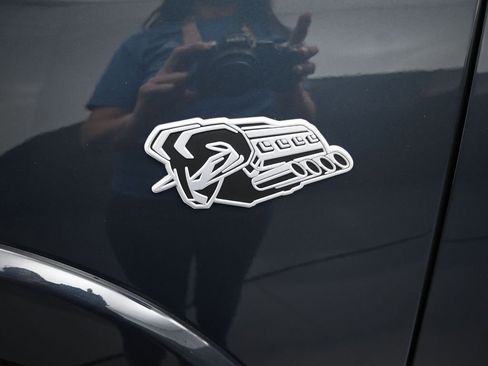 New 2026 RAM 1500 Laramie AWD/4WD image 32