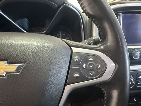 Used 2018 Chevrolet Colorado LT AWD/4WD image 13