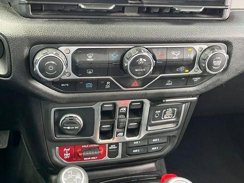Used 2025 Jeep Wrangler Unlimited Sport S 4xe AWD/4WD image 21