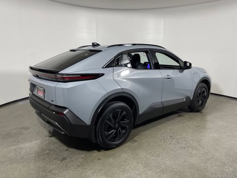 New 2026 Toyota C-HR AWD/4WD image 3