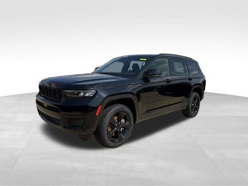 New 2025 Jeep Grand Cherokee L Altitude image 23