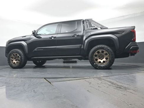 Certified 2025 Toyota Tacoma Trailhunter image 31