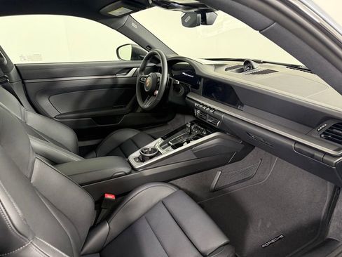 New 2026 Porsche 911 Carrera 4S image 15