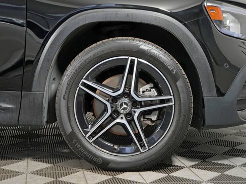 Certified 2022 Mercedes-Benz GLB 250 4MATIC image 12