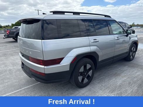 Used 2025 Hyundai Santa Fe SEL image 14