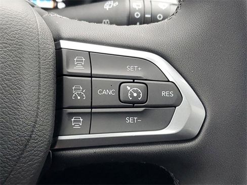 New 2026 Jeep Compass Limited w/ Sun, Sound & Navigation Group image 23