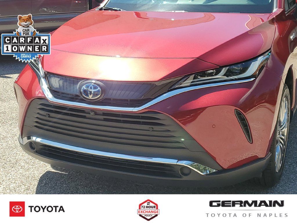 Used 2021 Toyota Venza Limited AWD/4WD image 14