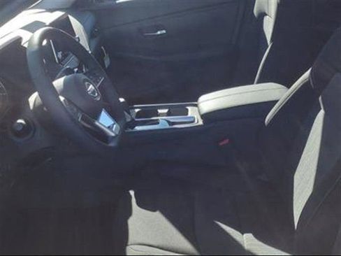 New 2025 Nissan Sentra SV w/ All-Weather Package image 37