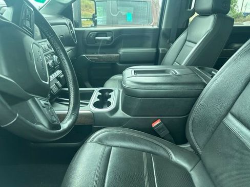 Used 2020 GMC Sierra 2500 Denali w/ Technology Package AWD/4WD image 20