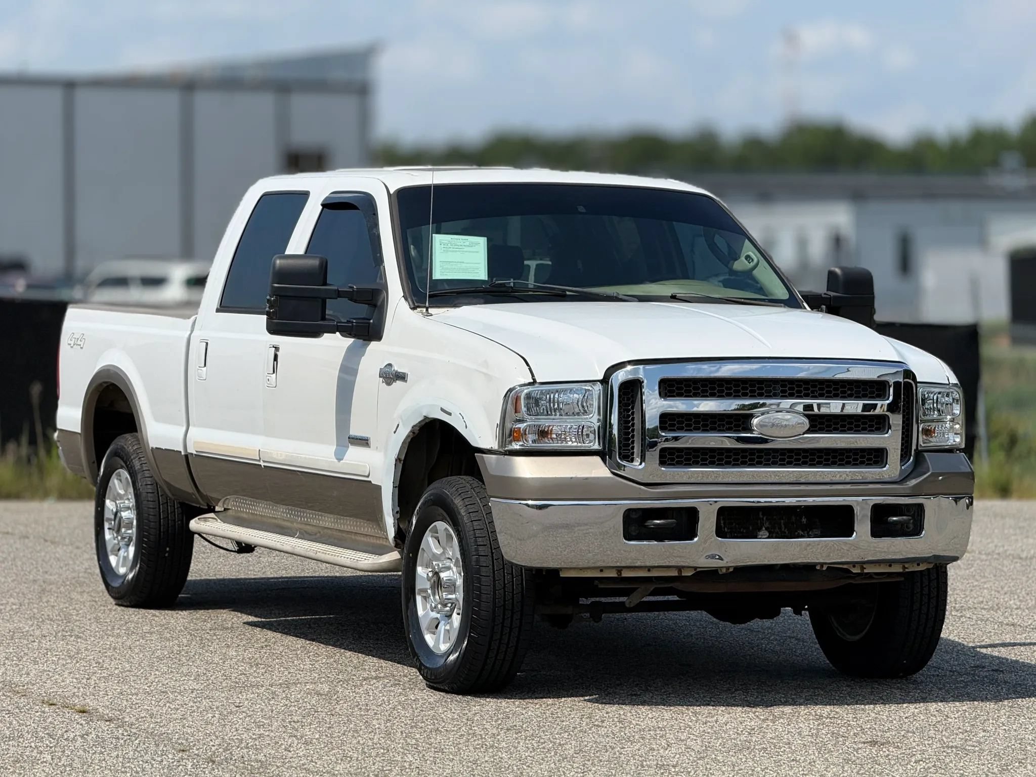 Used 2005 Ford F250 XL AWD/4WD image 1