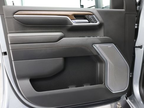 Used 2024 Chevrolet Silverado 3500 High Country w/ High Country Premium Package image 50