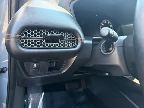 Used 2025 Honda HR-V Sport image 26
