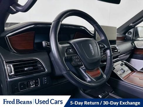 Certified 2023 Lincoln Navigator L Reserve image 11