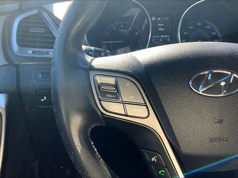 Used 2017 Hyundai Santa Fe Sport image 19