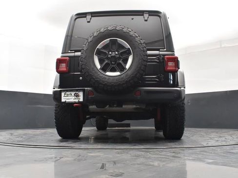 Used 2019 Jeep Wrangler Unlimited Rubicon AWD/4WD image 23