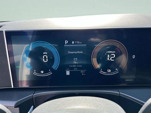 New 2026 Hyundai Santa Fe SE image 32