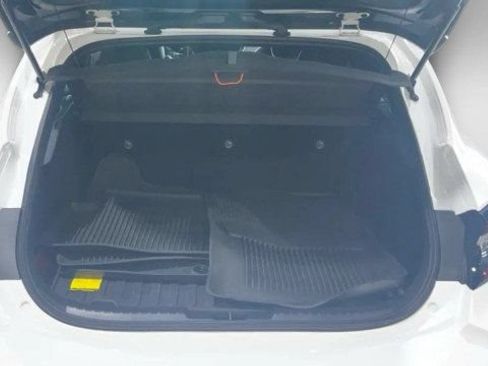 Used 2026 Toyota Corolla SE FWD image 10