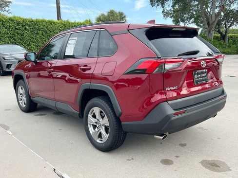 Used 2023 Toyota RAV4 XLE w/ Convenience Package FWD image 5