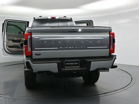 New 2026 Ford F250 Platinum w/ Platinum Plus Package AWD/4WD image 33