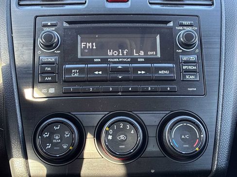 Used 2014 Subaru Impreza 2.0i Premium w/ All-Weather Package w/CVT image 12