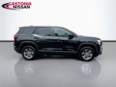 Used 2025 GMC Terrain Elevation AWD/4WD image 10