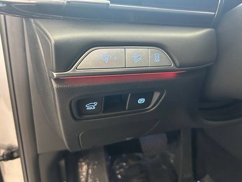 Used 2025 Genesis GV80 2.5T Standard AWD/4WD image 43