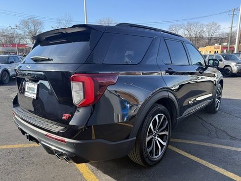 Used 2023 Ford Explorer ST image 8